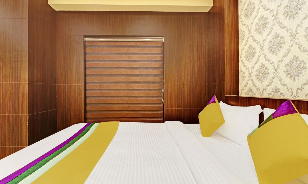 Itsy Hotels Sapphire Residency Manjeri Exterior foto